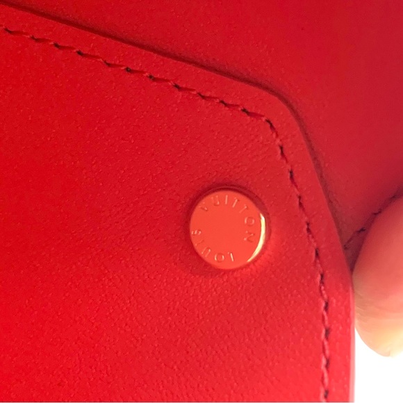 Louis Vuitton Kirigami Monogram Medium Pouch Wallet - Picture 10 of 11